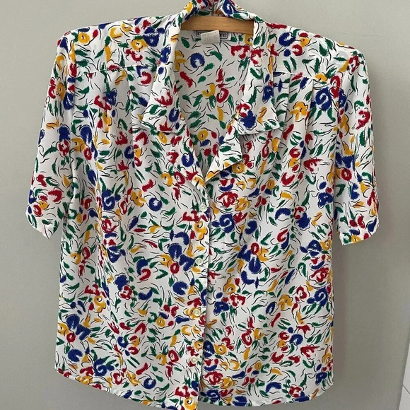 Petite Impressions Tops - Vintage: Petite Impressions 90s Colorful White Floral Button Up - Size 4